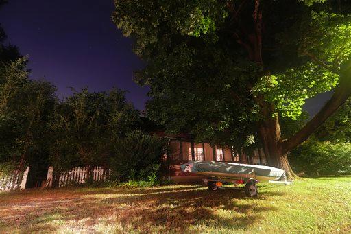 The home of Paul Rosenfeld is shown Wednesday, Oct. 10, 2018, in Tappan, N.Y. The FBI raided Rosenfeld's home Tuesday and found a functional bomb in his basement that consisted of black powder inside a plywood box, according to a criminal complaint. [Photo: AP/Frank Franklin II]